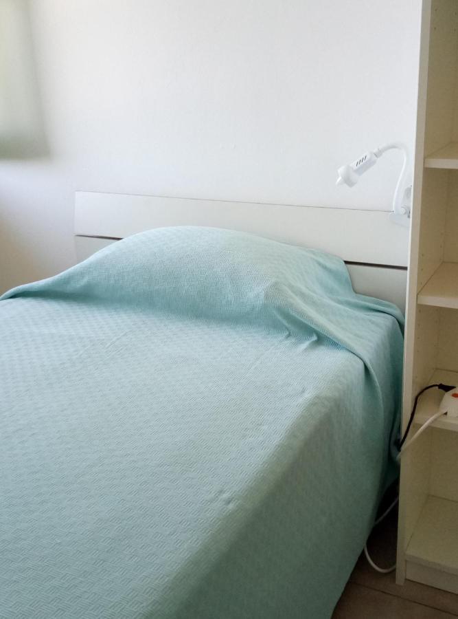 A La Vue Chambre Bagno Condiviso Shared Both2Piano No Lift No Navetta A Pagamento Aria Condizionata Ed Extra Bed 3 Minuti A Piedi Da Bus Per Fiera Di Roma Fiumicino Zewnętrze zdjęcie